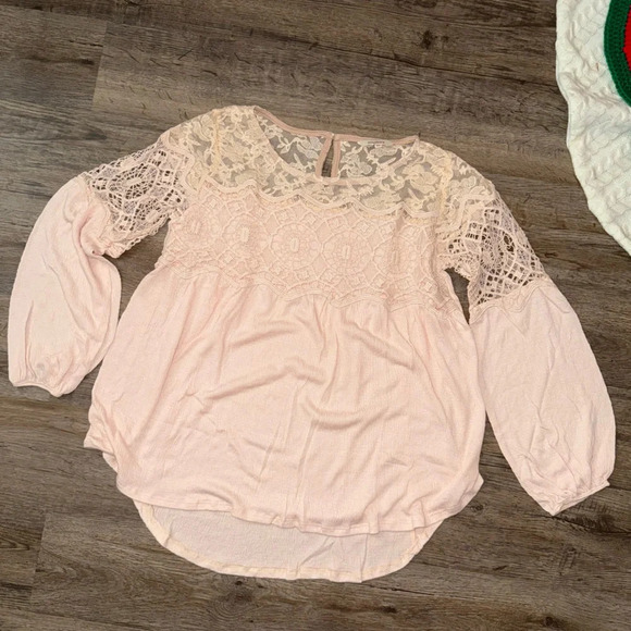 Sundance • Floral Lace Boho Top - Picture 1 of 7